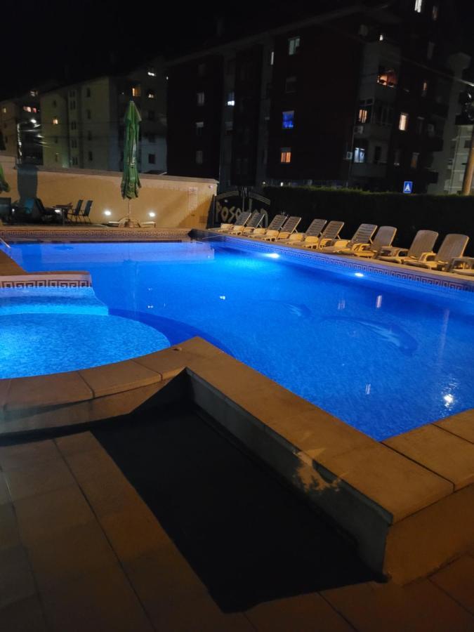Poseidon Apartment Ni Екстериор снимка