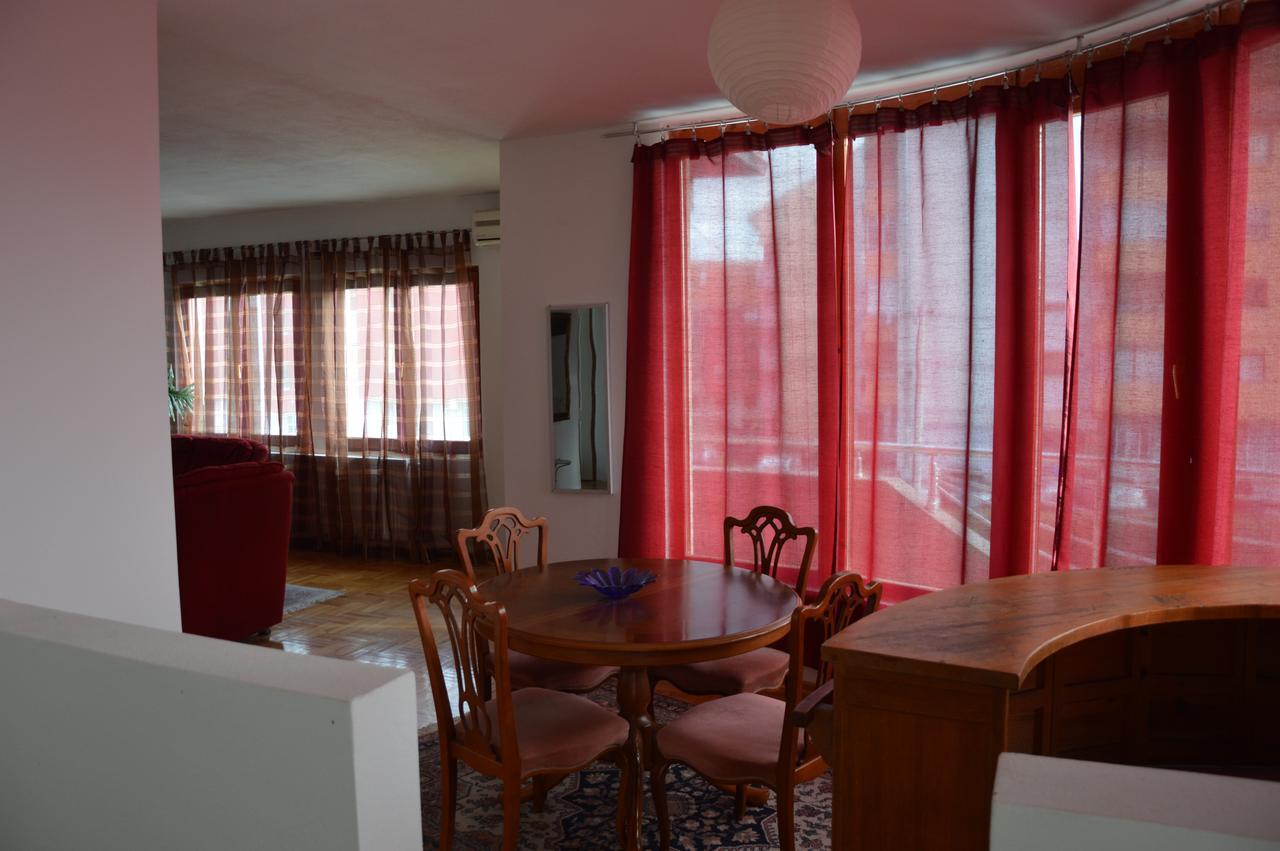Poseidon Apartment Ni Екстериор снимка
