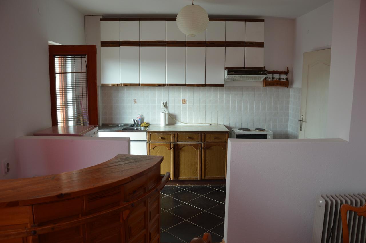 Poseidon Apartment Ni Екстериор снимка